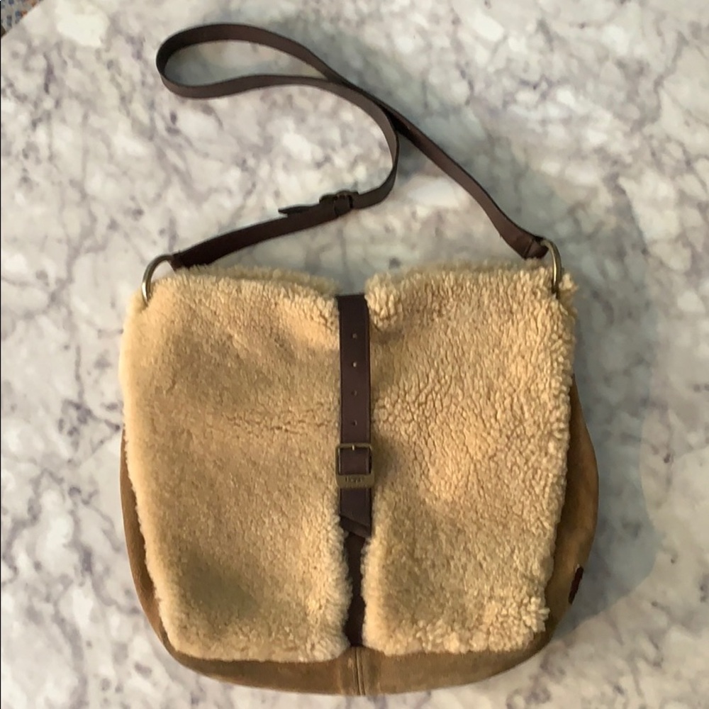 Women’s Ugg sheepskin leather bag purse crossbody